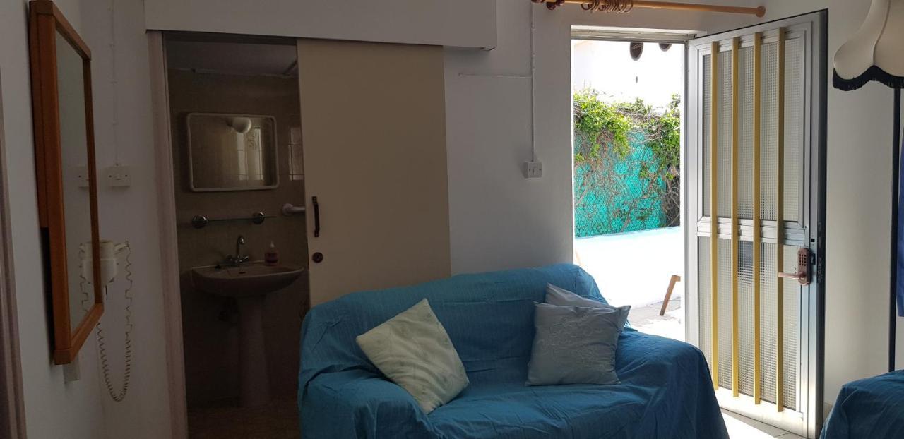 Pafias Afroditis House Paphos Kültér fotó